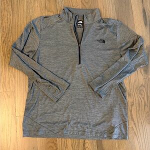Men’s The North Face grey FlashDry Pullover sz Large